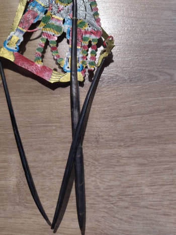 Wayang kulit lalka Teutru Cieni bogato pozłacany 23,5