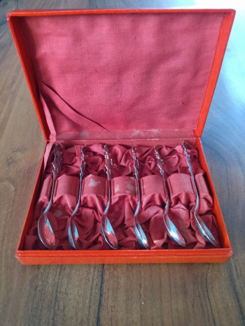 Srebrne łyżeczki Indonezja